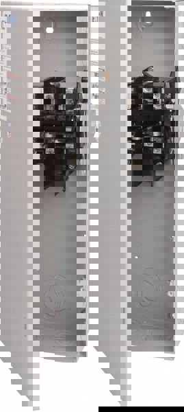 Safety Switch: NEMA 1, 100 Amp, 240VAC